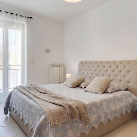Appartamento Adriana Lecce Exterior foto